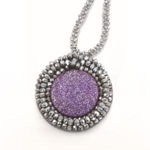 collana lunga con pendente