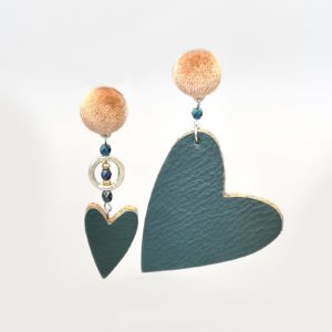 Unpaired heart-shaped earrings